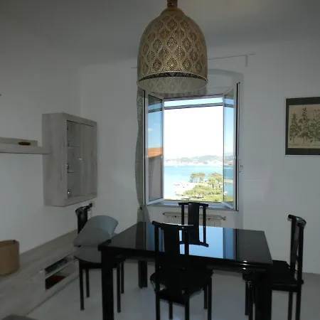 Vakantiehuis Ca' Argentina Vista Mare La Spezia